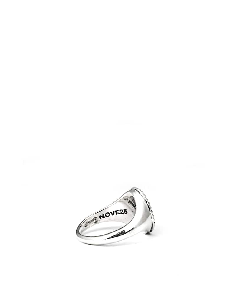 NOVE25 Ex voto Oval signet ring - picture 2 NOVE25 Ex voto Oval signet ring - picture 2