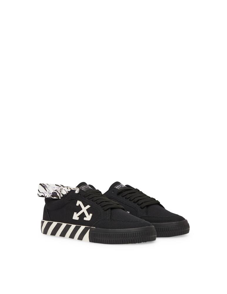 Off-White Vulcanize low sneakers - picture 2 Off-White Vulcanize low sneakers - picture 2