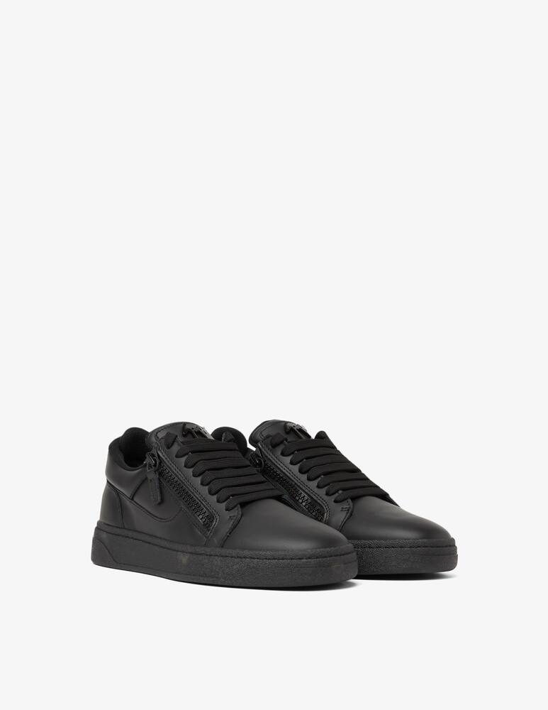 Giuseppe Zanotti Sneaker total black zip - picture 2 Giuseppe Zanotti Sneaker total black zip - picture 2