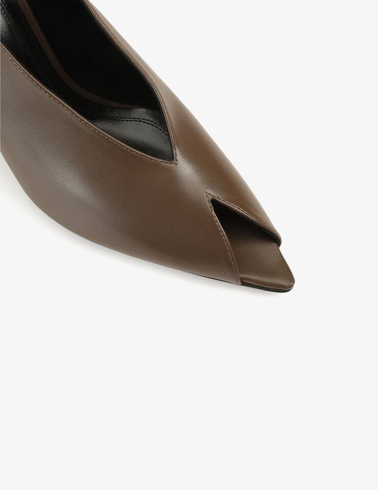 rinascente Sergio Rossi Décolleté beak