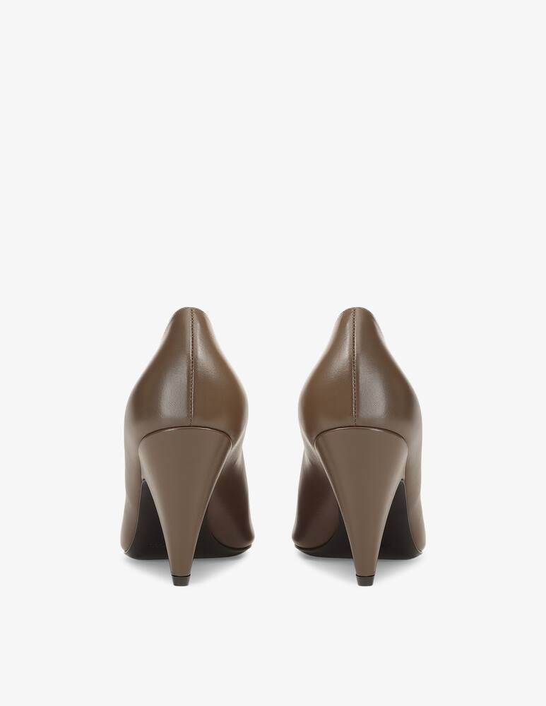 rinascente Sergio Rossi Décolleté beak