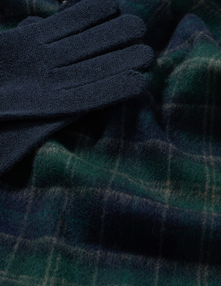 Barbour Tartan scarf & glove gift set - picture 2 Barbour Tartan scarf & glove gift set - picture 2