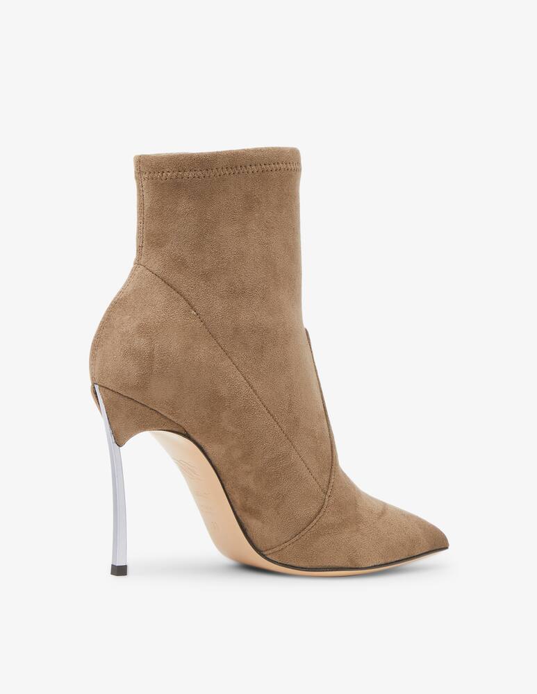 rinascente Casadei Heeled suede booties