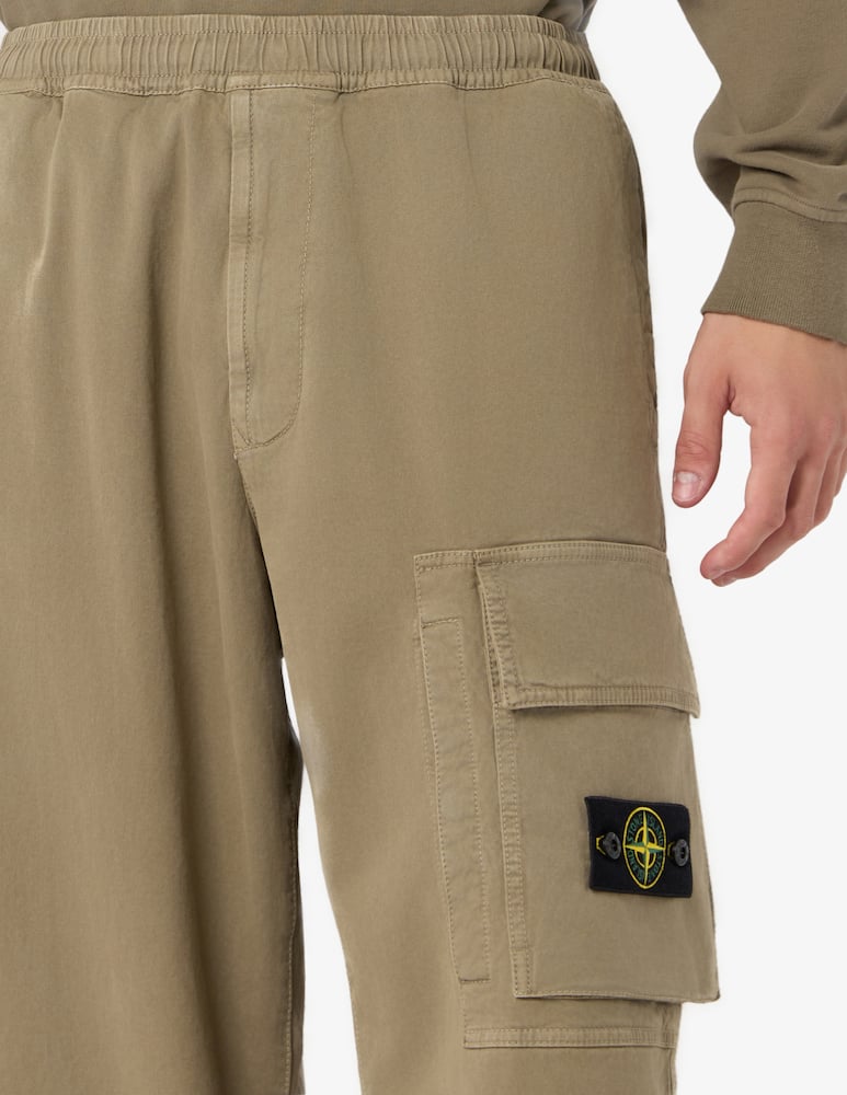 Stone Island Organic cotton cargo trousers - picture 4 Stone Island Organic cotton cargo trousers - picture 4