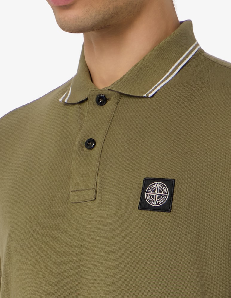Stone Island Polo shirt with contrast collar - picture 4 Stone Island Polo shirt with contrast collar - picture 4