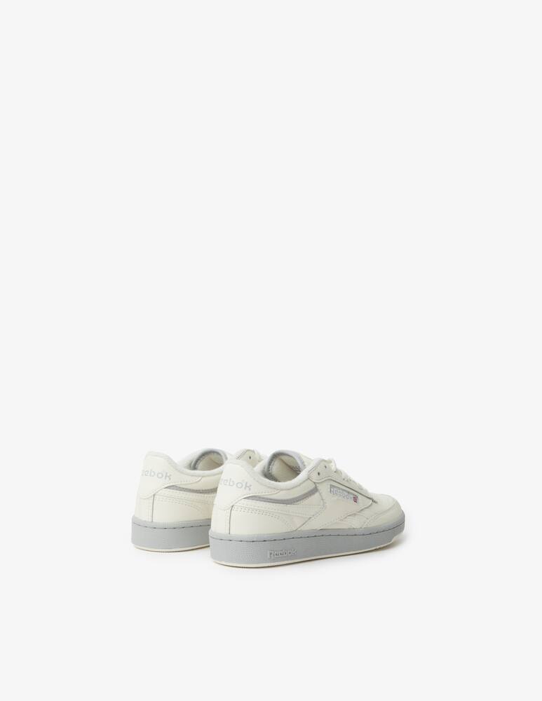 Reebok Club C Revenge Vintage sneakers - picture 4 Reebok Club C Revenge Vintage sneakers - picture 4