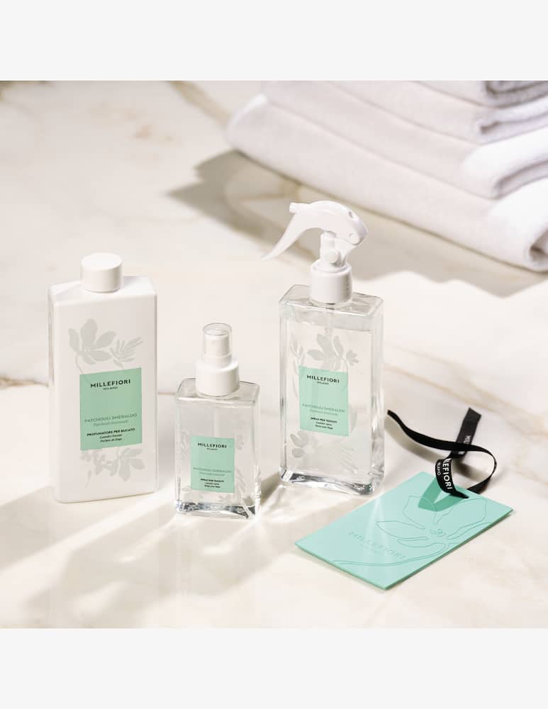Millefiori Milano Profumatore Per Bucato 250ml Patchouli Smeraldo - immagine 2 Millefiori Milano Profumatore Per Bucato 250ml Patchouli Smeraldo - immagine 2