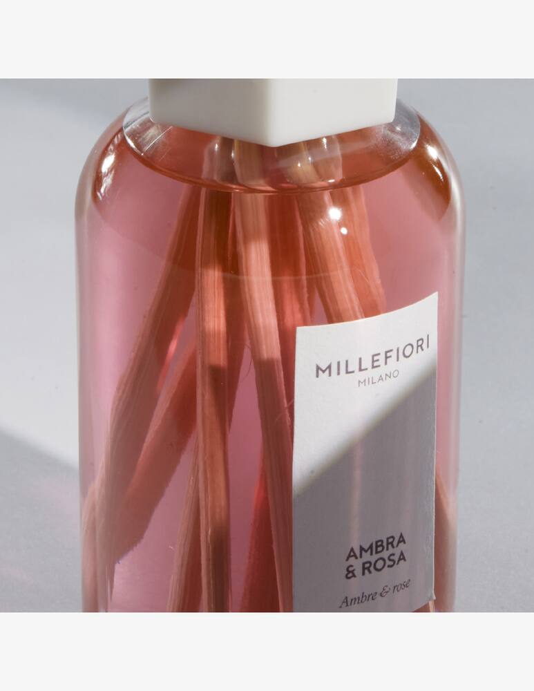 Millefiori Milano Reed diffuser 500ml Ambra & Rosa - picture 5 Millefiori Milano Reed diffuser 500ml Ambra & Rosa - picture 5