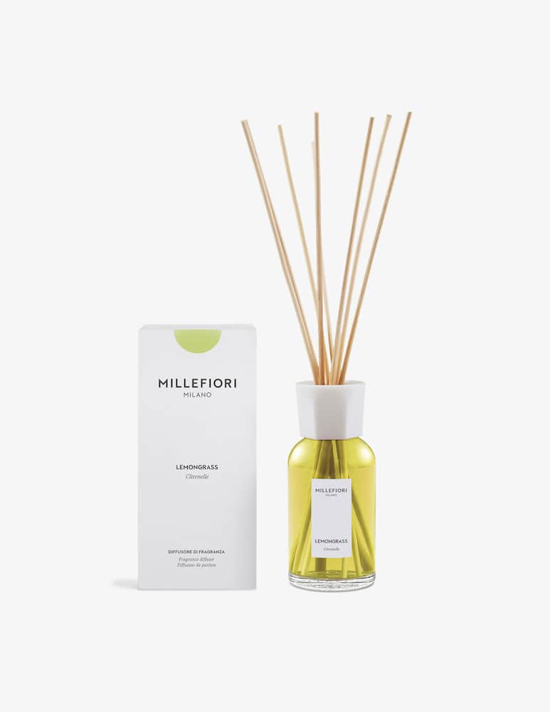 Millefiori Milano Diffusore a bastoncini 250 ml Lemongrass - immagine 2 Millefiori Milano Diffusore a bastoncini 250 ml Lemongrass - immagine 2