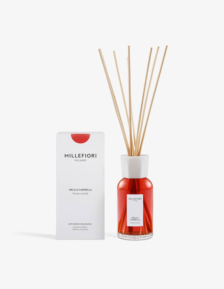 Millefiori Milano Diffusore a bastoncini 250ml Mela&Cannella - immagine 2 Millefiori Milano Diffusore a bastoncini 250ml Mela&Cannella - immagine 2