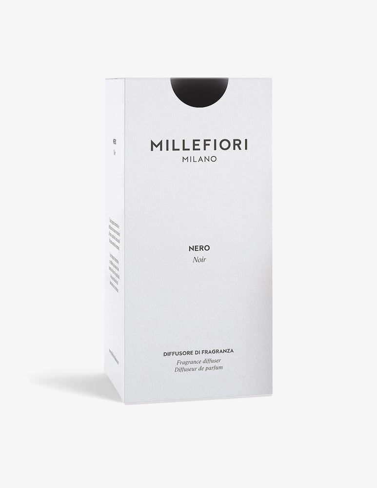 Millefiori Milano Diffusore a bastoncini 250 ml Nero - immagine 3 Millefiori Milano Diffusore a bastoncini 250 ml Nero - immagine 3