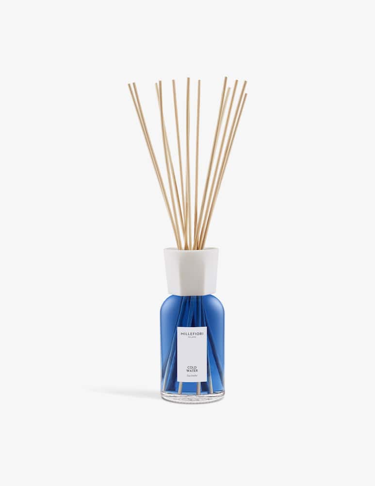 Millefiori Milano Diffusore a bastoncini 500 ml Cold Water - immagine 1 Millefiori Milano Diffusore a bastoncini 500 ml Cold Water - immagine 1