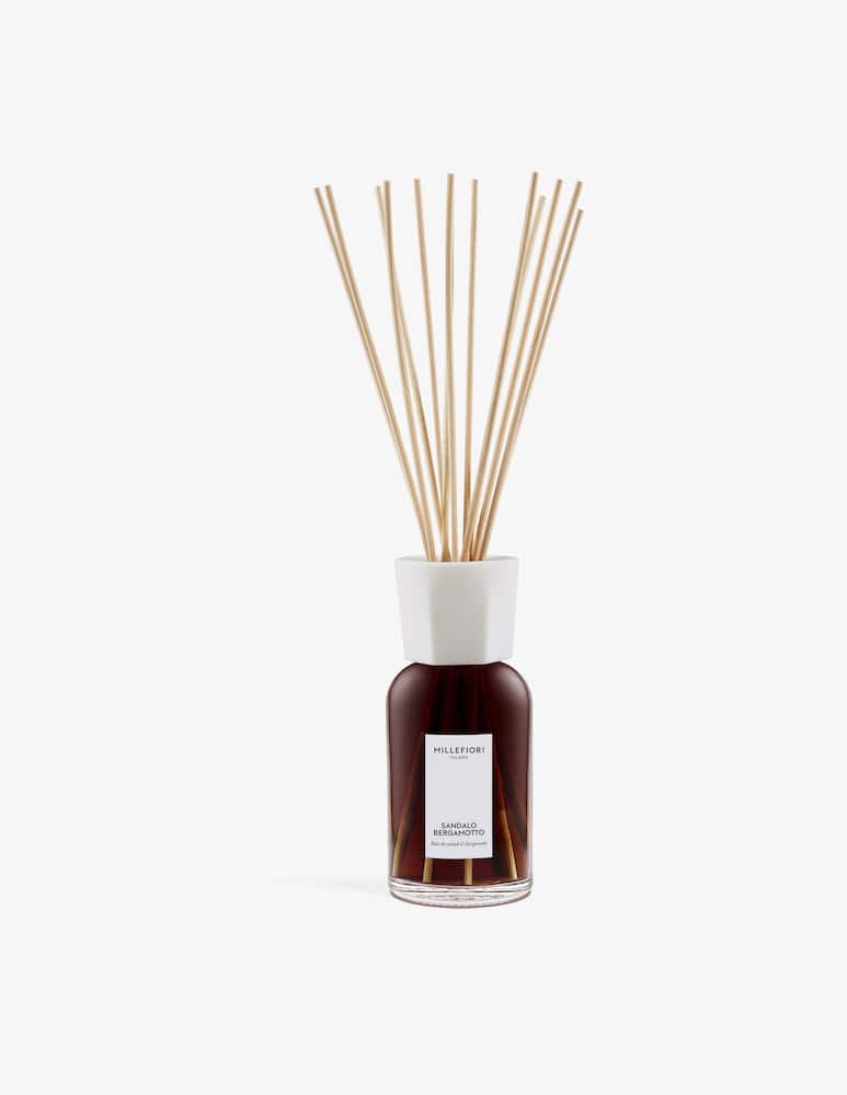 Millefiori Milano Diffusore a bastoncini 500 ml Sandalo Bergamotto - immagine 1 Millefiori Milano Diffusore a bastoncini 500 ml Sandalo Bergamotto - immagine 1