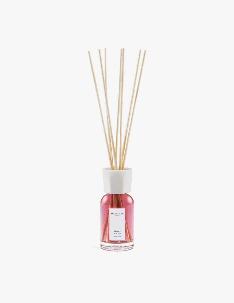 Millefiori Milano Diffusore a bastoncini 100 ml Ambra & Rosa - immagine 1 Millefiori Milano Diffusore a bastoncini 100 ml Ambra & Rosa - immagine 1