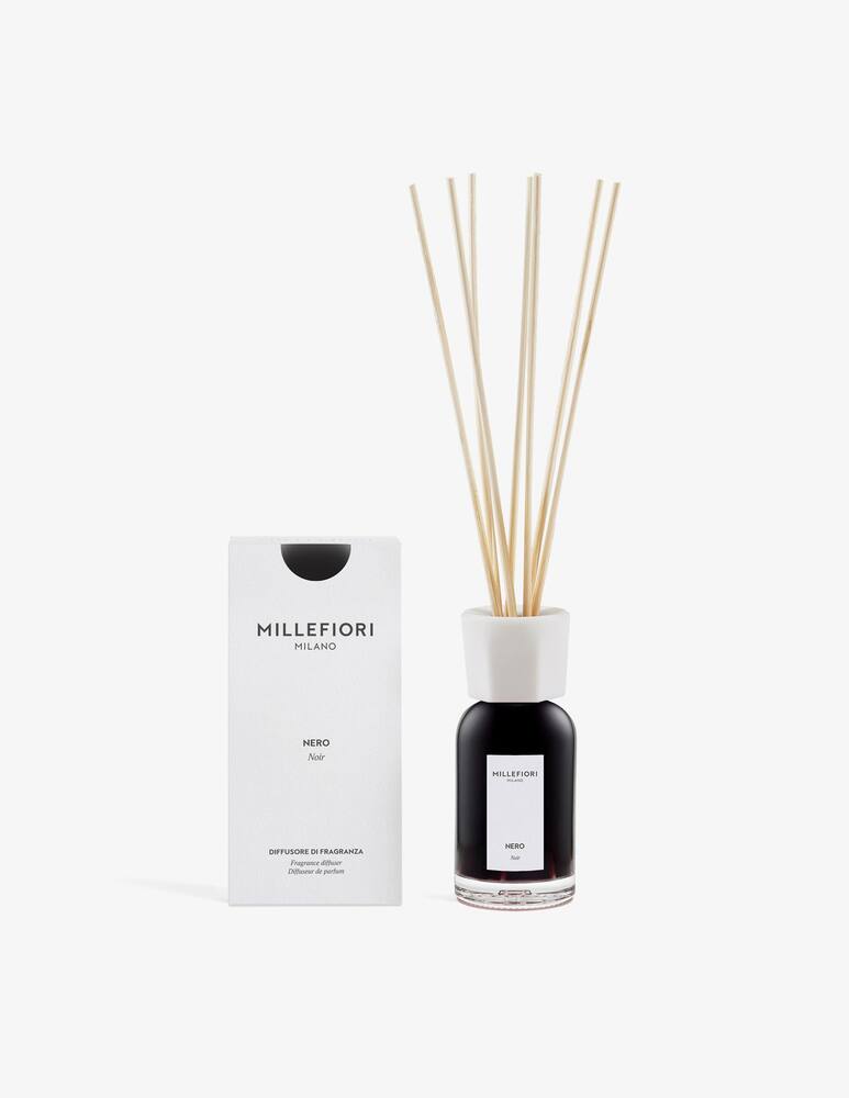 Millefiori Milano Diffusore a bastoncini 100 ml Nero - immagine 2 Millefiori Milano Diffusore a bastoncini 100 ml Nero - immagine 2