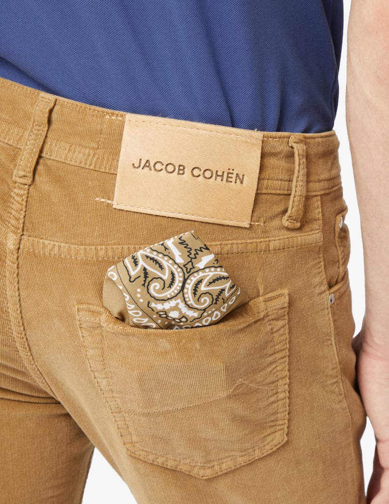 Jacob Cohen 5 pocket velvet trousers - Beige - picture 4 Jacob Cohen 5 pocket velvet trousers - Beige - picture 4