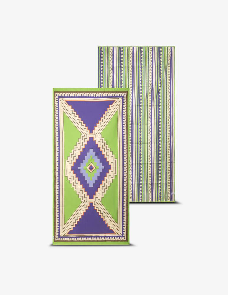 Me-fui Geometric microfibre beach towel - picture 3 Me-fui Geometric microfibre beach towel - picture 3