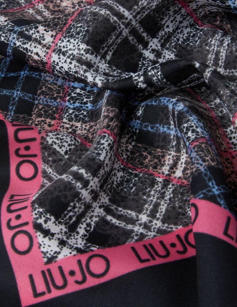 Liu Jo Foulard a quadri - immagine 3 Liu Jo Foulard a quadri - immagine 3