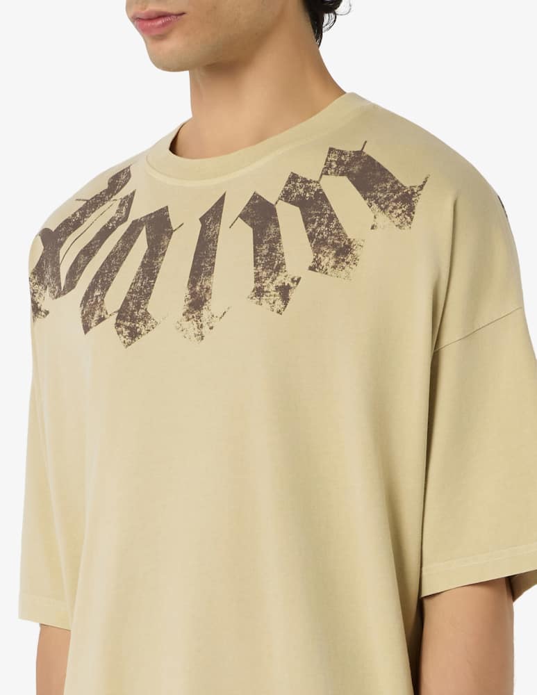 Palm Angels Gothic logo loose t-shirt - picture 4 Palm Angels Gothic logo loose t-shirt - picture 4
