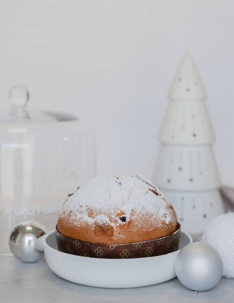 Cannavacciuolo Classic Panettone 500g - picture 2 Cannavacciuolo Classic Panettone 500g - picture 2