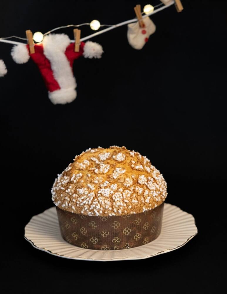 Cannavacciuolo Panettone Without Candied Fruit or Raisins 500g - picture 2 Cannavacciuolo Panettone Without Candied Fruit or Raisins 500g - picture 2
