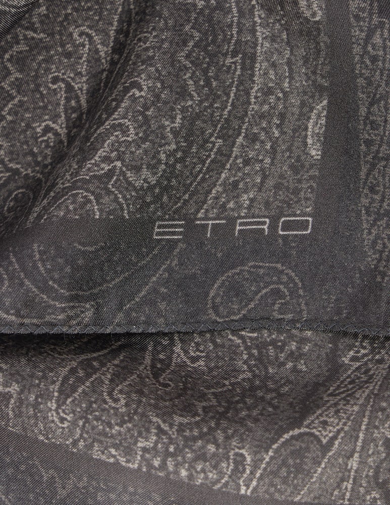 ETRO Printed silk pocket square - picture 2 ETRO Printed silk pocket square - picture 2