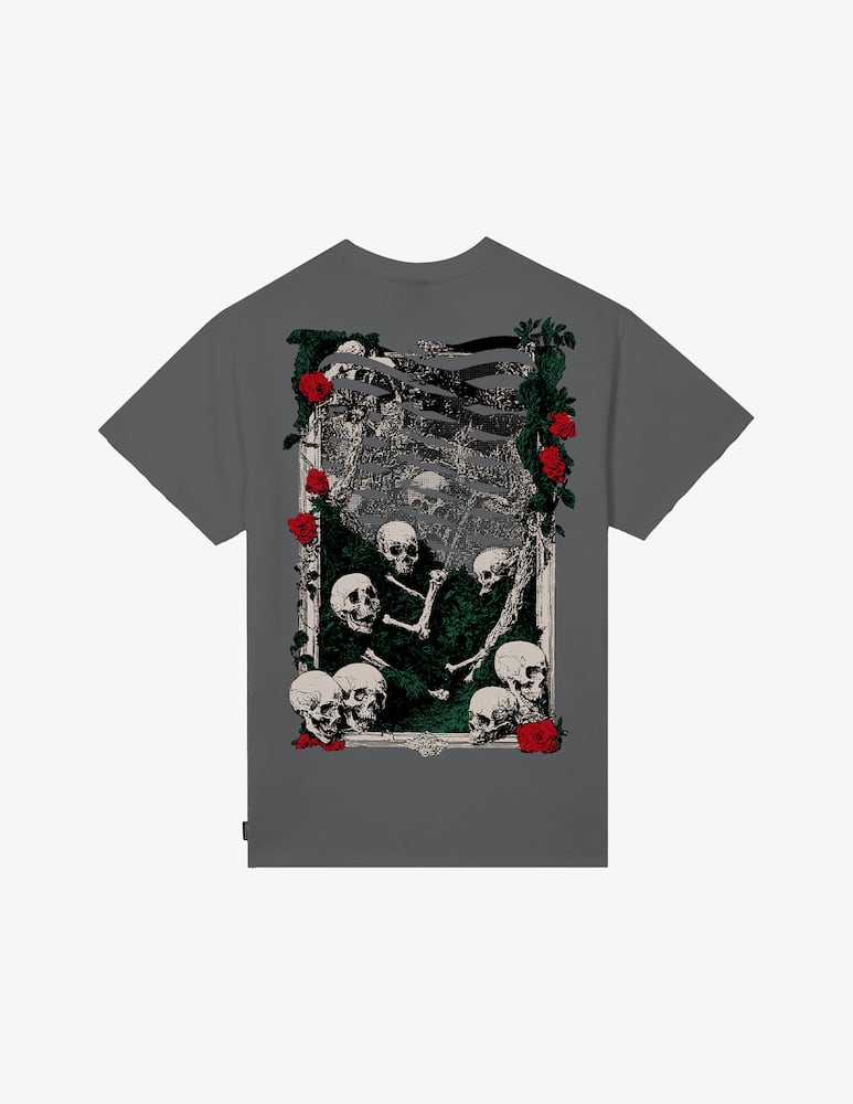 Propaganda graphic t-shirt - picture 2 Propaganda graphic t-shirt - picture 2