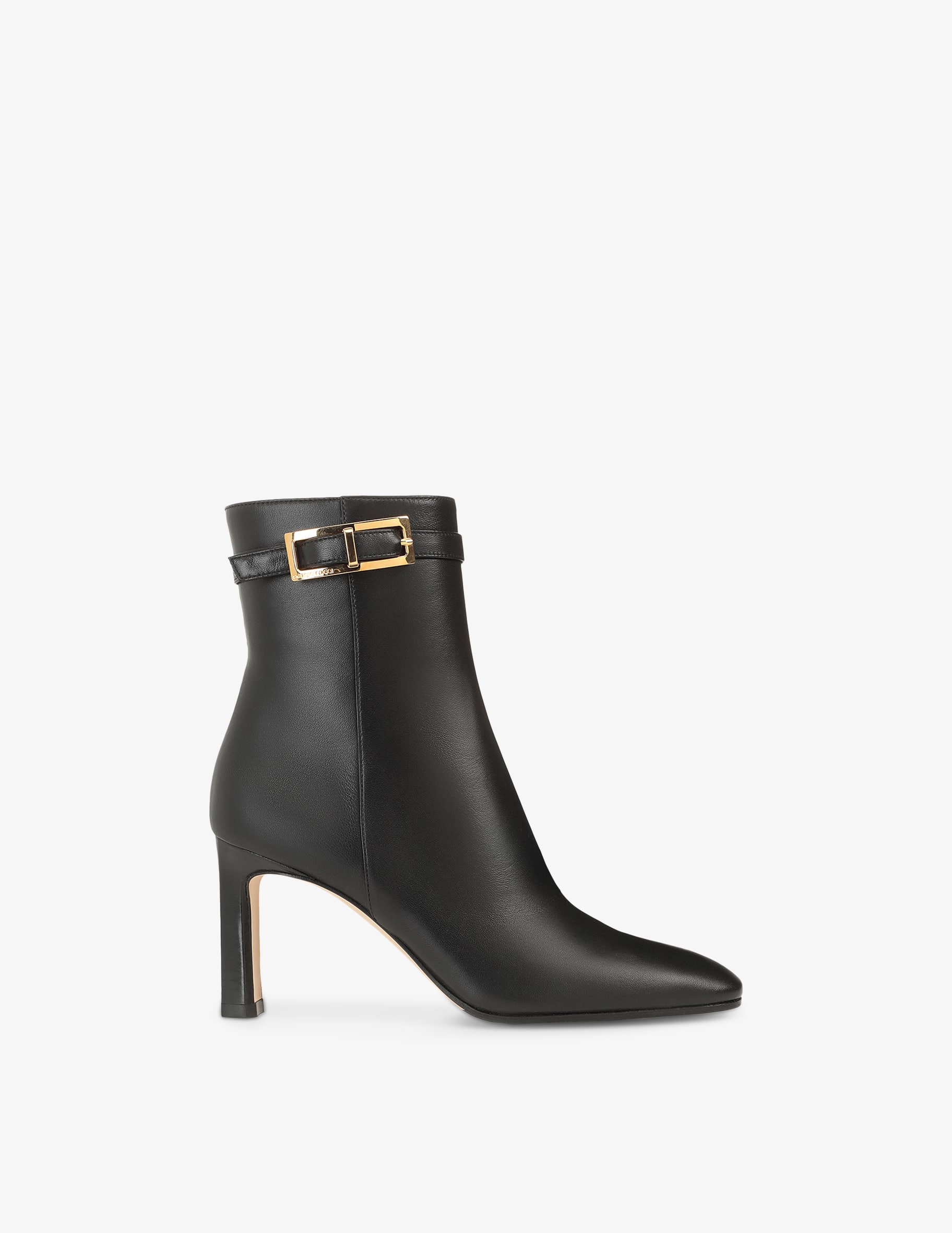 Shop Sergio Rossi SR Nora ankle boots on Rinascente