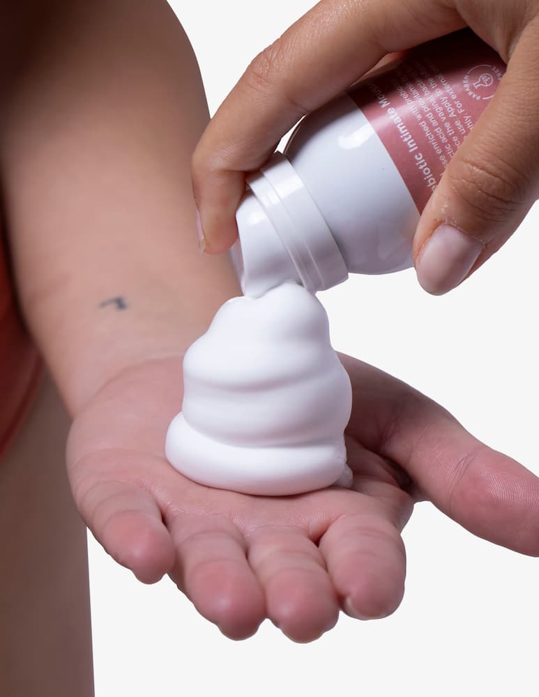 Fler Velvet Care Mousse Detergente Intima - immagine 6 Fler Velvet Care Mousse Detergente Intima - immagine 6