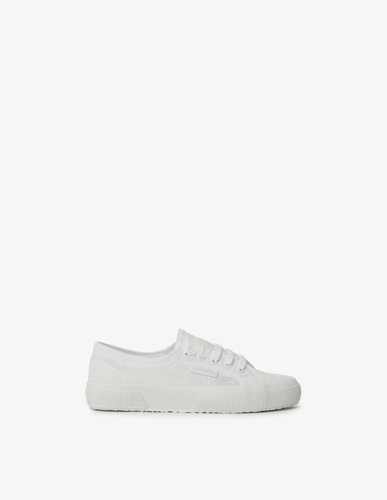 Superga Sneakers 2750 flower sangallo - immagine 1 Superga Sneakers 2750 flower sangallo - immagine 1