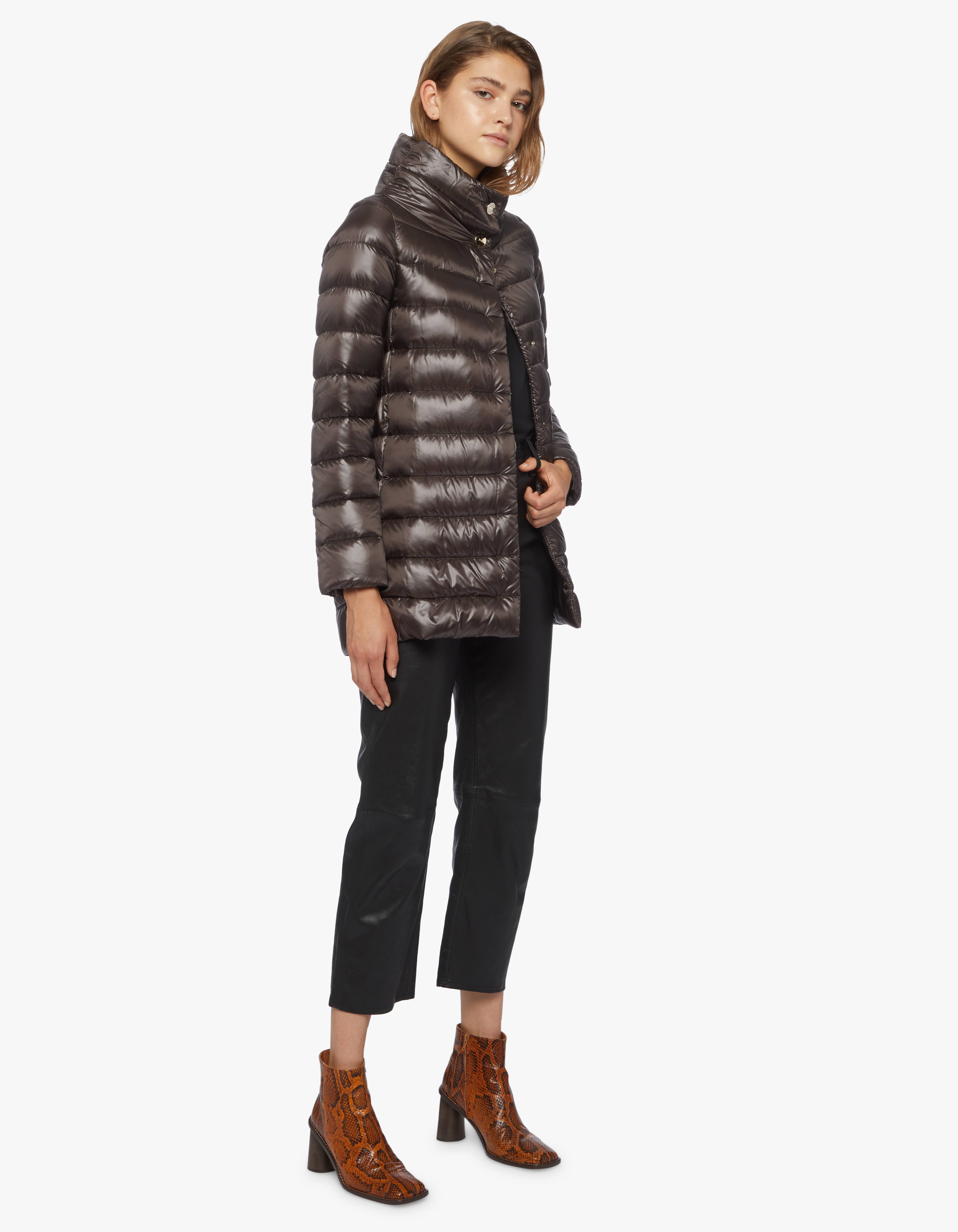 Acquista Herno Piumino midi Amelia su Rinascente Acquista Herno Piumino midi Amelia su Rinascente