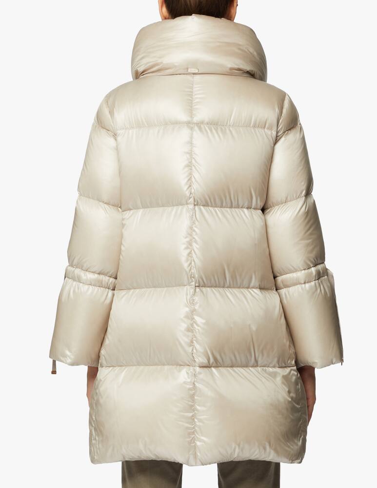 Herno Nylon down jacket - picture 3 Herno Nylon down jacket - picture 3