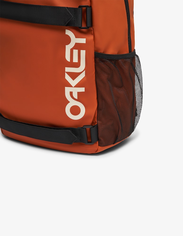 rinascente Oakley The Freshman Skate Backpack
