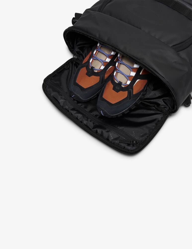 rinascente Oakley Rover Convertible Bag