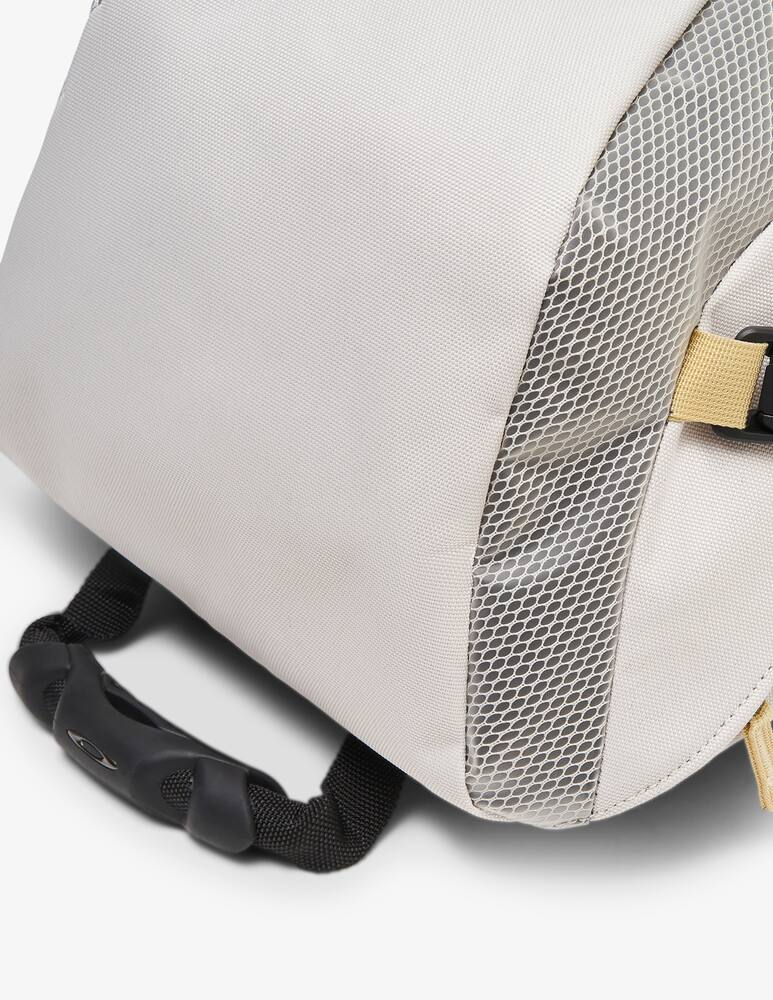 rinascente Oakley Latitude Flex Pack