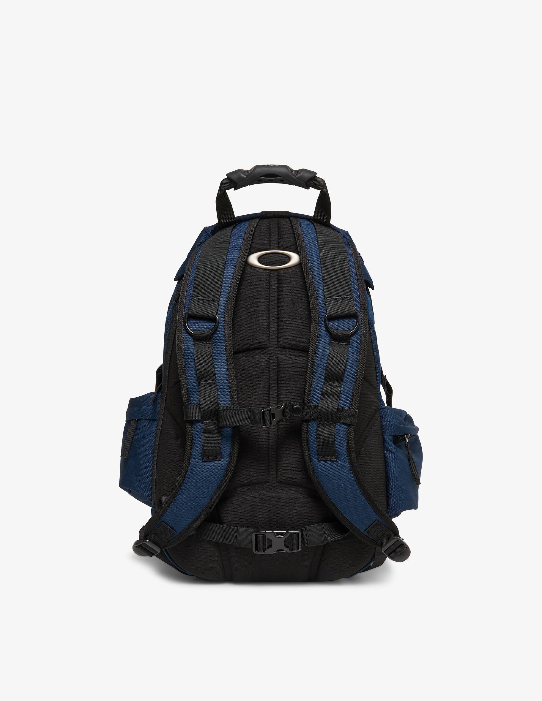 Shop Oakley Oakley Icon Rc Backpack on Rinascente