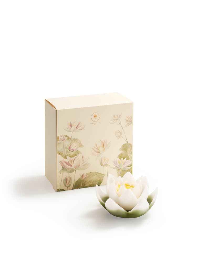 rinascente Santa Maria Novella Fior di Loto Bianco Scented Candle