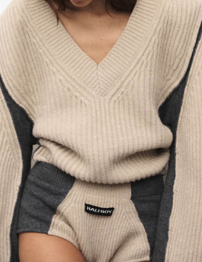 Halfboy Maglione crop scollo a v - immagine 4 Halfboy Maglione crop scollo a v - immagine 4