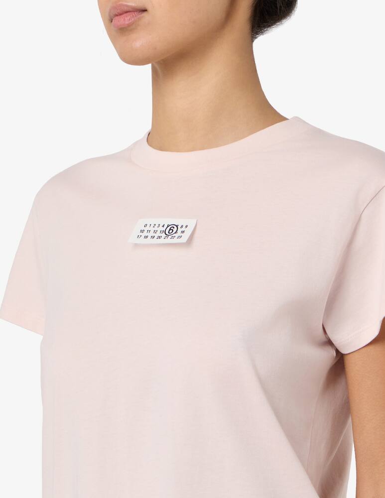 MM6 Maison Margiela Logo label t-shirt - picture 4 MM6 Maison Margiela Logo label t-shirt - picture 4