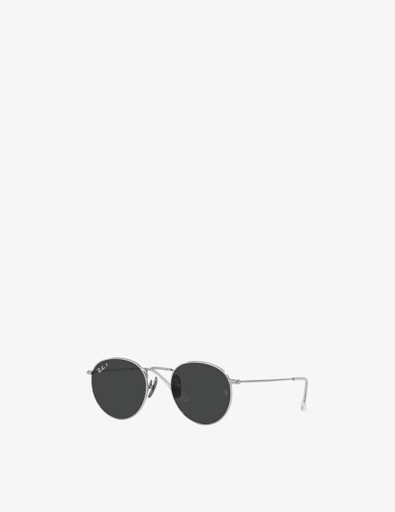 Ray-Ban Occhiali da sole ray-ban RB8247 Titanio rotondo - immagine 1 Ray-Ban Occhiali da sole ray-ban RB8247 Titanio rotondo - immagine 1