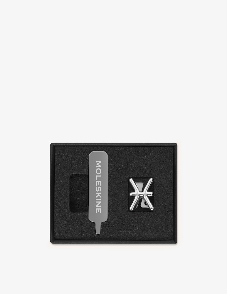 rinascente Moleskine Pins Pisces