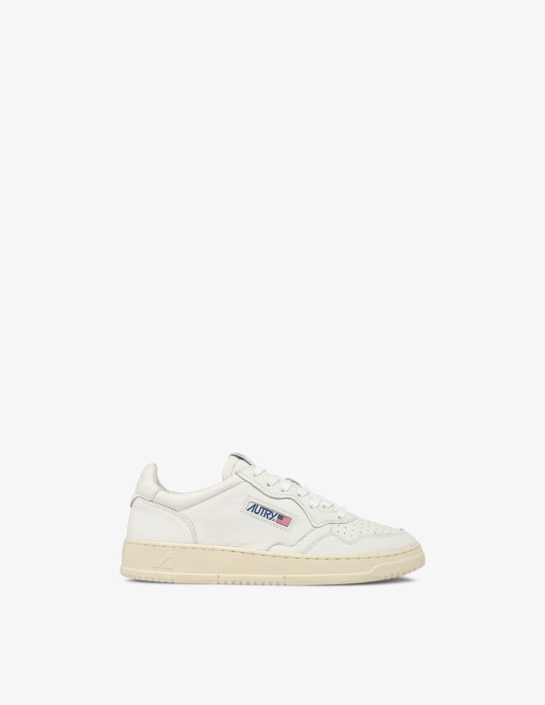 AUTRY Medalist low sneakers - picture 1 AUTRY Medalist low sneakers - picture 1