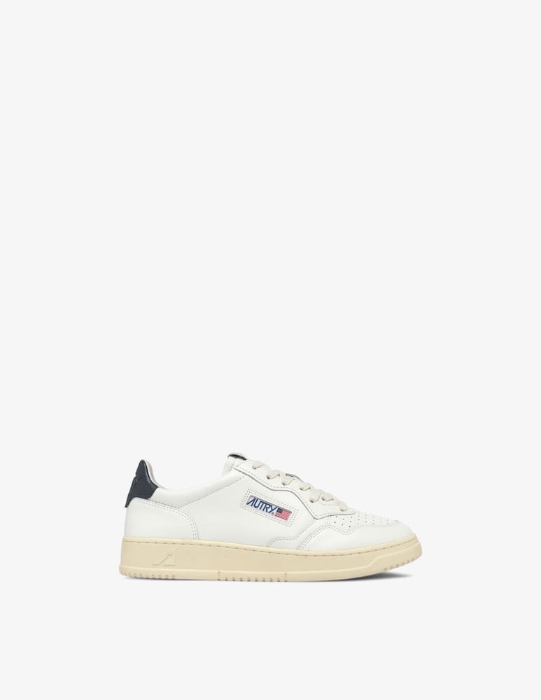AUTRY Medalist low sneakers - picture 1