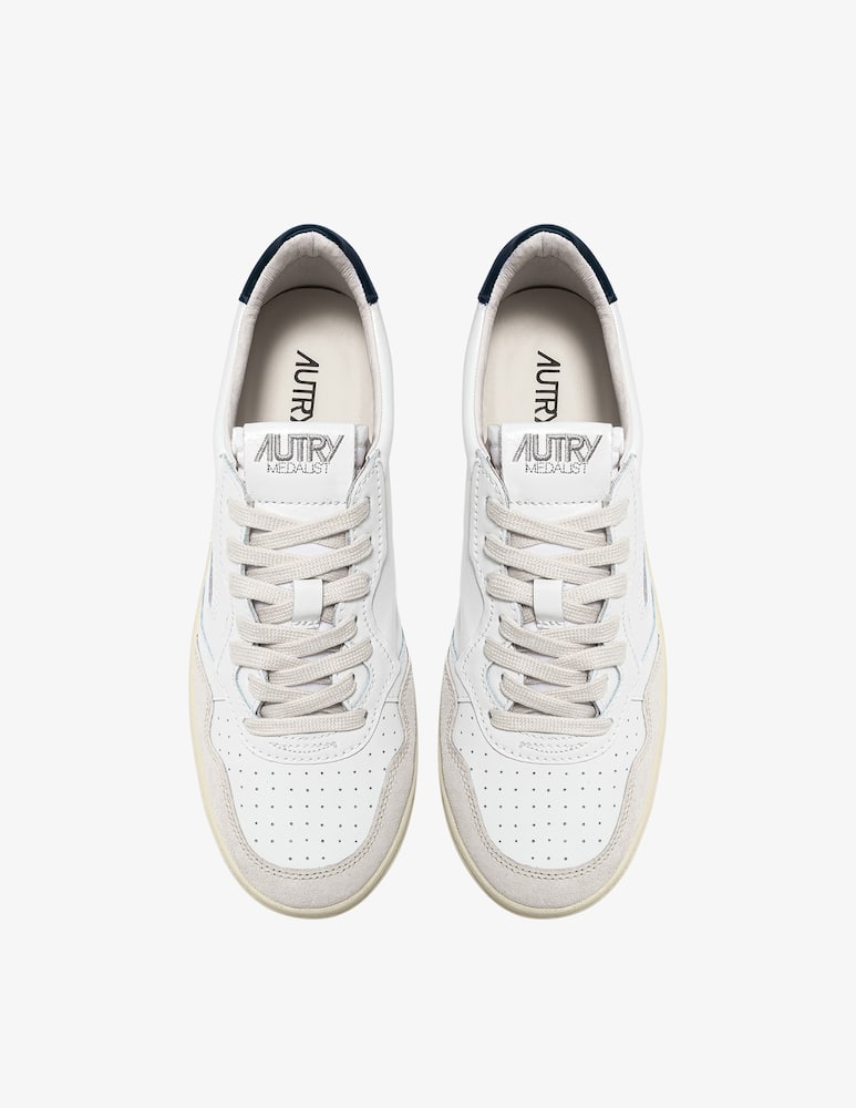 AUTRY Medalist low sneakers - picture 4 AUTRY Medalist low sneakers - picture 4