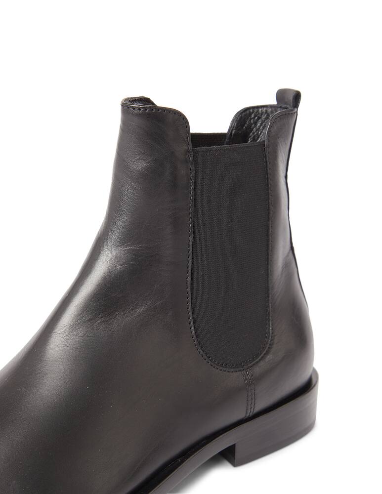 rinascente AGL Leather chelsea booties Maena