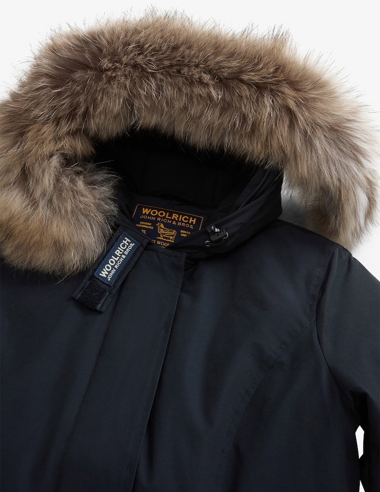 Woolrich Faux fur parka - picture 3 Woolrich Faux fur parka - picture 3