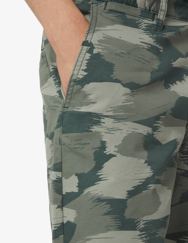 rinascente Armani Exchange Camo chino short - green