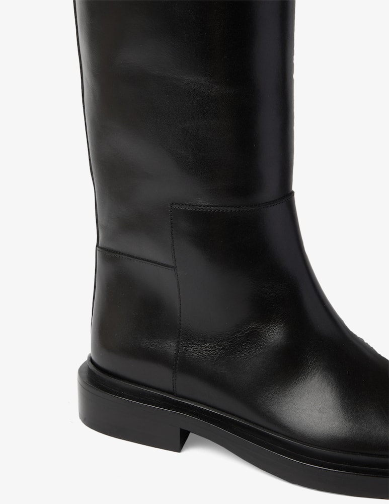 Jil Sander Stivale al ginocchio asimmetrico - immagine 2 Jil Sander Stivale al ginocchio asimmetrico - immagine 2