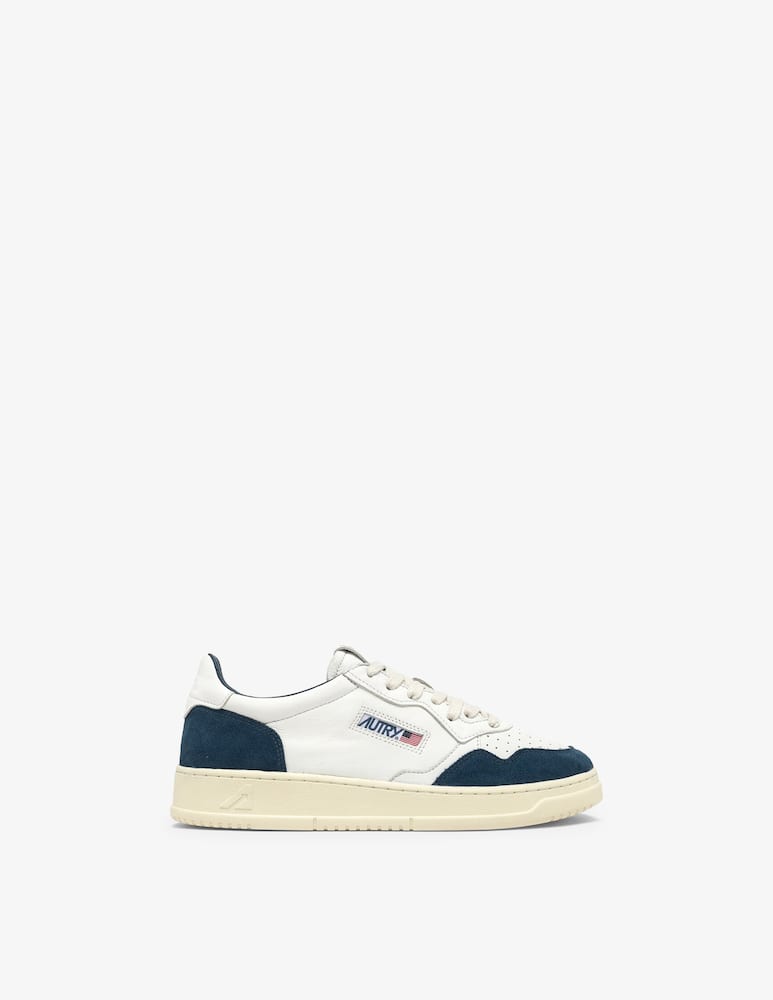 AUTRY Medalist low sneakers - picture 1 AUTRY Medalist low sneakers - picture 1