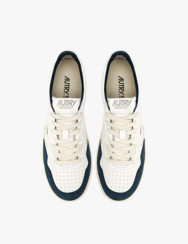 AUTRY Medalist low sneakers - picture 5 AUTRY Medalist low sneakers - picture 5